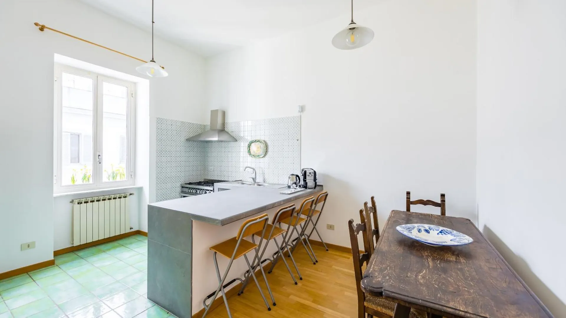 Apartamento Centrally Located By The Sea Prestigious Nápoles Itália