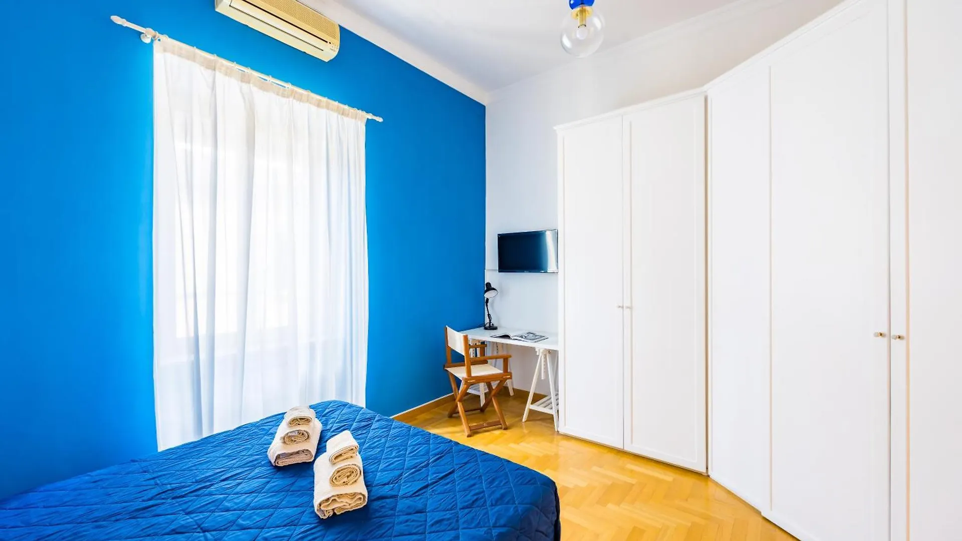 Апартаменты Centrally Located By The Sea Prestigious Неаполь